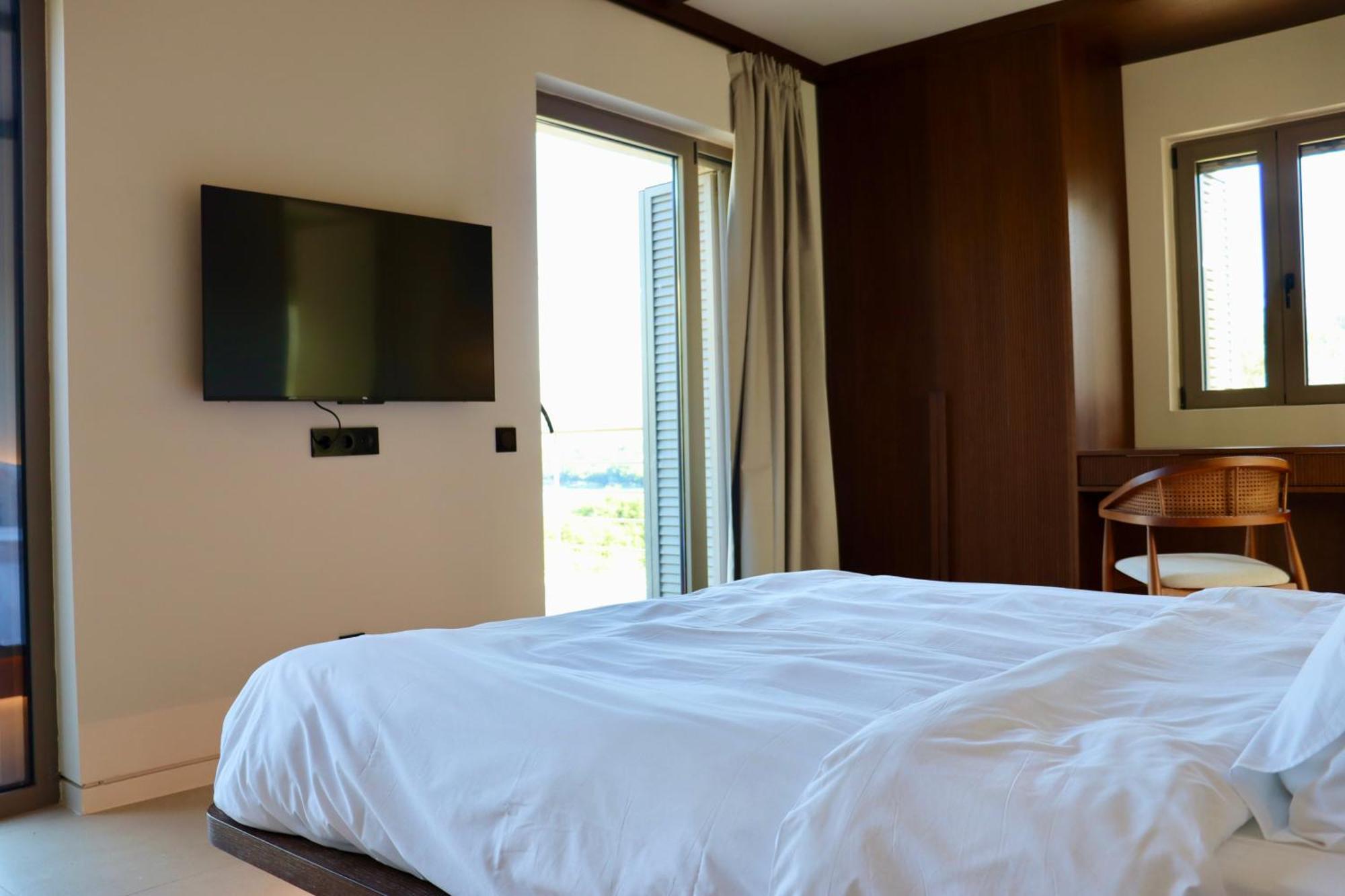 Amphitheatro Boutique Hotel Katomerion Ngoại thất bức ảnh